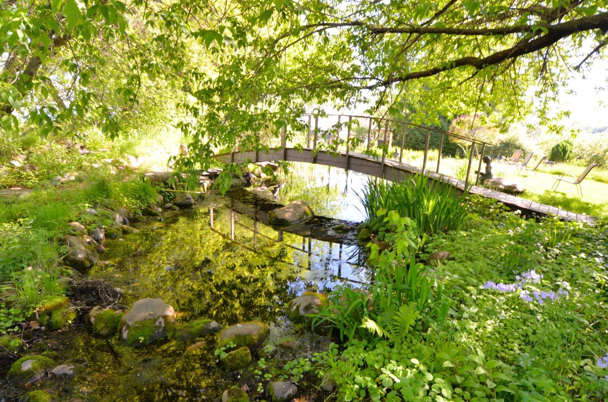 Beautiful Beach Front Condo With Lake Views Bayfield Buitenkant foto